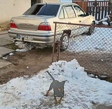 Бежевый Дэу Нексия, объемом двигателя 1.5 л и пробегом 260 тыс. км за 600 $, фото 7 на Automoto.ua