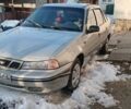 Бежевый Дэу Нексия, объемом двигателя 1.5 л и пробегом 260 тыс. км за 600 $, фото 1 на Automoto.ua