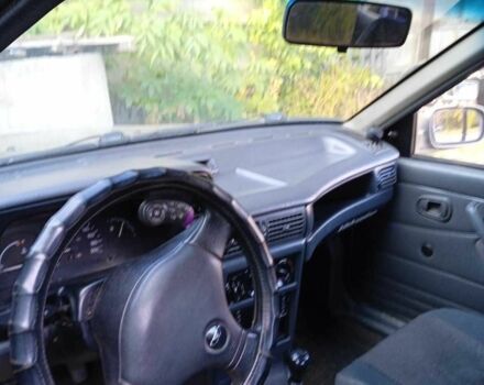 Бежевий Деу Нексія, об'ємом двигуна 1.5 л та пробігом 250 тис. км за 900 $, фото 4 на Automoto.ua