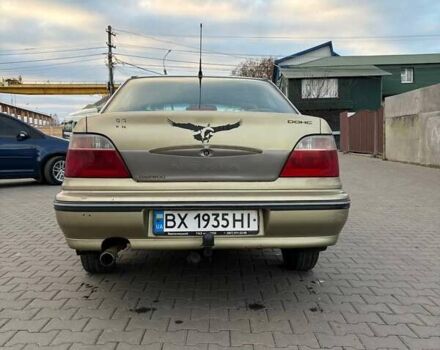 Бежевый Дэу Нексия, объемом двигателя 1.5 л и пробегом 273 тыс. км за 1150 $, фото 4 на Automoto.ua