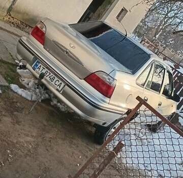 Бежевый Дэу Нексия, объемом двигателя 1.5 л и пробегом 260 тыс. км за 600 $, фото 2 на Automoto.ua