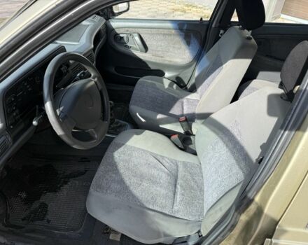 Деу Нексія 2006 у Дніпро (Дніпропетровську) на Automoto.ua Бежевий Деу Нексія, об'ємом двигуна 1.5 л та пробігом 186 тис. км за 1375 $, фото 10 на Automoto.ua