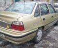 Бежевый Дэу Нексия, объемом двигателя 1.5 л и пробегом 265 тыс. км за 2750 $, фото 1 на Automoto.ua