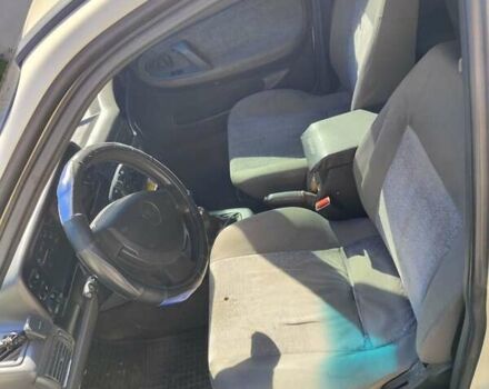 Бежевий Деу Нексія, об'ємом двигуна 1.6 л та пробігом 205 тис. км за 1600 $, фото 12 на Automoto.ua