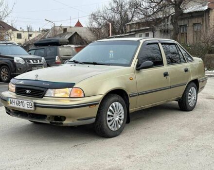 Бежевий Деу Нексія, об'ємом двигуна 1.6 л та пробігом 300 тис. км за 1550 $, фото 2 на Automoto.ua