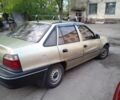 Бежевый Дэу Нексия, объемом двигателя 1.5 л и пробегом 140 тыс. км за 1500 $, фото 2 на Automoto.ua
