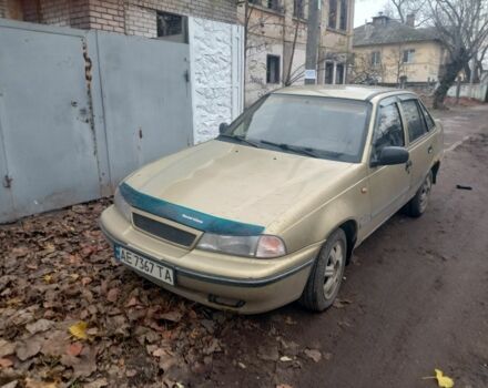 Бежевый Дэу Нексия, объемом двигателя 1.5 л и пробегом 368 тыс. км за 750 $, фото 2 на Automoto.ua