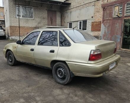 Бежевый Дэу Нексия, объемом двигателя 1.5 л и пробегом 234 тыс. км за 1150 $, фото 2 на Automoto.ua