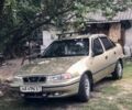 Бежевый Дэу Нексия, объемом двигателя 1.5 л и пробегом 180 тыс. км за 1700 $, фото 1 на Automoto.ua