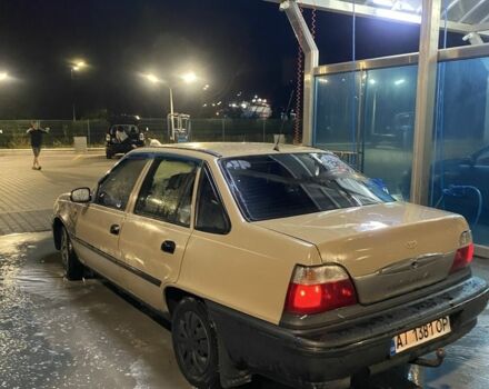 Бежевий Деу Нексія, об'ємом двигуна 1.5 л та пробігом 250 тис. км за 900 $, фото 3 на Automoto.ua