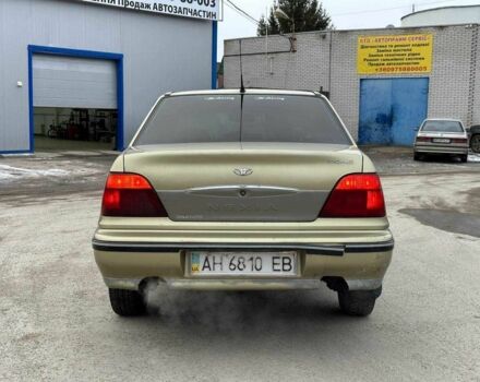 Бежевий Деу Нексія, об'ємом двигуна 1.6 л та пробігом 300 тис. км за 1550 $, фото 5 на Automoto.ua
