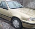 Бежевый Дэу Нексия, объемом двигателя 1.5 л и пробегом 265 тыс. км за 2750 $, фото 3 на Automoto.ua