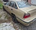 Бежевий Деу Нексія, об'ємом двигуна 1.5 л та пробігом 300 тис. км за 1500 $, фото 6 на Automoto.ua