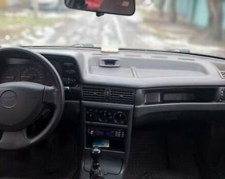 Бежевый Дэу Нексия, объемом двигателя 1.5 л и пробегом 265 тыс. км за 2750 $, фото 13 на Automoto.ua