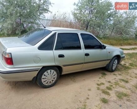 Бежевый Дэу Нексия, объемом двигателя 1.6 л и пробегом 70 тыс. км за 2700 $, фото 3 на Automoto.ua