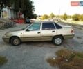 Бежевий Деу Нексія, об'ємом двигуна 1.6 л та пробігом 250 тис. км за 2300 $, фото 1 на Automoto.ua