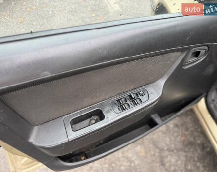 Бежевий Деу Нексія, об'ємом двигуна 1.5 л та пробігом 301 тис. км за 1800 $, фото 7 на Automoto.ua