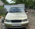 Бежевий Деу Нексія, об'ємом двигуна 1 л та пробігом 270 тис. км за 600 $, фото 1 на Automoto.ua