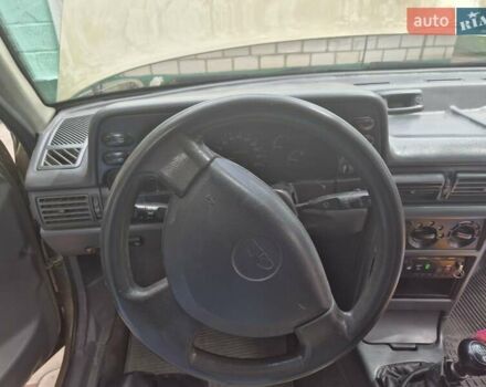 Бежевий Деу Нексія, об'ємом двигуна 1.5 л та пробігом 170 тис. км за 2300 $, фото 5 на Automoto.ua