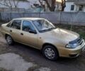 Бежевый Дэу Нексия, объемом двигателя 1.5 л и пробегом 184 тыс. км за 2000 $, фото 1 на Automoto.ua
