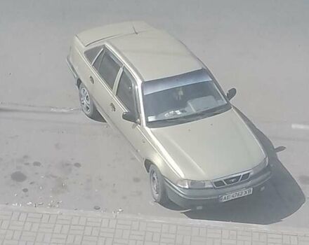 Бежевий Деу Нексія, об'ємом двигуна 1.6 л та пробігом 202 тис. км за 2800 $, фото 4 на Automoto.ua