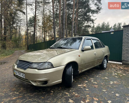 Дэу Нексия 2008 в Киеве на Automoto.ua Бежевый Дэу Нексия, объемом двигателя 1.5 л и пробегом 216 тыс. км за 999 $, фото 3 на Automoto.ua