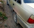 Бежевый Дэу Нексия, объемом двигателя 1.5 л и пробегом 325 тыс. км за 1500 $, фото 3 на Automoto.ua