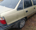 Бежевый Дэу Нексия, объемом двигателя 1.5 л и пробегом 192 тыс. км за 2000 $, фото 1 на Automoto.ua