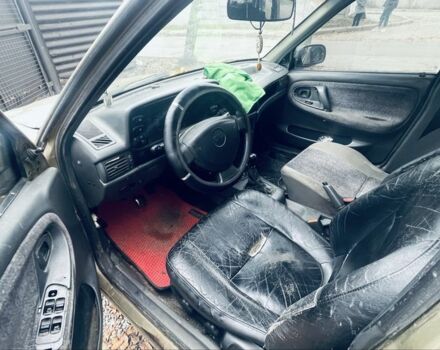 Бежевий Деу Нексія, об'ємом двигуна 1.5 л та пробігом 133 тис. км за 450 $, фото 5 на Automoto.ua