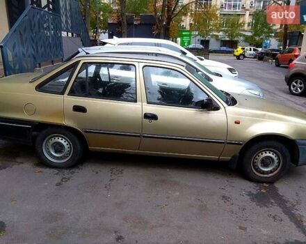 Бежевий Деу Нексія, об'ємом двигуна 1.5 л та пробігом 117 тис. км за 1655 $, фото 5 на Automoto.ua