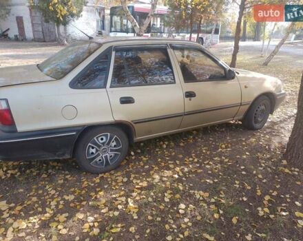 Бежевий Деу Нексія, об'ємом двигуна 1.6 л та пробігом 202 тис. км за 2800 $, фото 1 на Automoto.ua