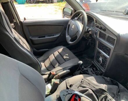 Бежевый Дэу Нексия, объемом двигателя 1.5 л и пробегом 280 тыс. км за 900 $, фото 4 на Automoto.ua