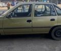 Бежевый Дэу Нексия, объемом двигателя 1.5 л и пробегом 217 тыс. км за 2000 $, фото 1 на Automoto.ua
