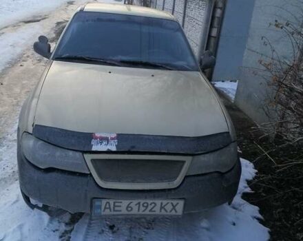 Бежевий Деу Нексія, об'ємом двигуна 1.5 л та пробігом 345 тис. км за 1000 $, фото 5 на Automoto.ua