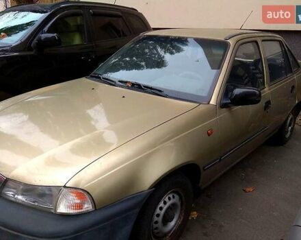 Бежевий Деу Нексія, об'ємом двигуна 1.5 л та пробігом 117 тис. км за 1655 $, фото 2 на Automoto.ua