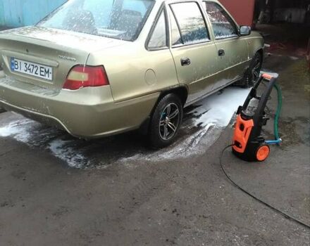 Бежевий Деу Нексія, об'ємом двигуна 1.5 л та пробігом 144 тис. км за 2900 $, фото 1 на Automoto.ua