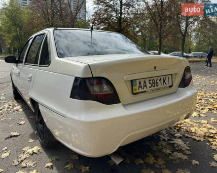 Бежевий Деу Нексія, об'ємом двигуна 1.5 л та пробігом 200 тис. км за 1500 $, фото 5 на Automoto.ua