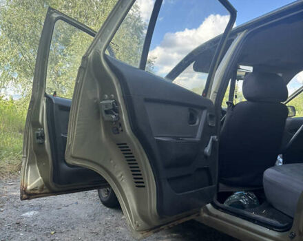 Бежевий Деу Нексія, об'ємом двигуна 1.5 л та пробігом 193 тис. км за 2100 $, фото 3 на Automoto.ua