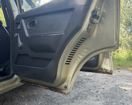 Бежевий Деу Нексія, об'ємом двигуна 1.5 л та пробігом 193 тис. км за 2100 $, фото 5 на Automoto.ua