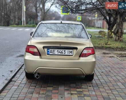 Бежевый Дэу Нексия, объемом двигателя 1.5 л и пробегом 133 тыс. км за 1799 $, фото 2 на Automoto.ua