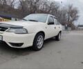 Бежевий Деу Нексія, об'ємом двигуна 1.5 л та пробігом 150 тис. км за 2800 $, фото 1 на Automoto.ua
