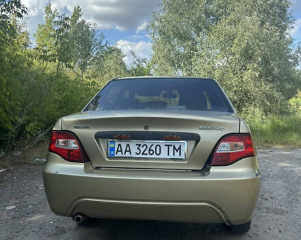 Бежевий Деу Нексія, об'ємом двигуна 1.5 л та пробігом 193 тис. км за 2100 $, фото 2 на Automoto.ua