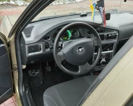 Бежевый Дэу Нексия, объемом двигателя 1.6 л и пробегом 166 тыс. км за 1999 $, фото 1 на Automoto.ua