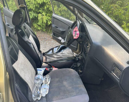 Бежевий Деу Нексія, об'ємом двигуна 1.5 л та пробігом 193 тис. км за 2100 $, фото 8 на Automoto.ua