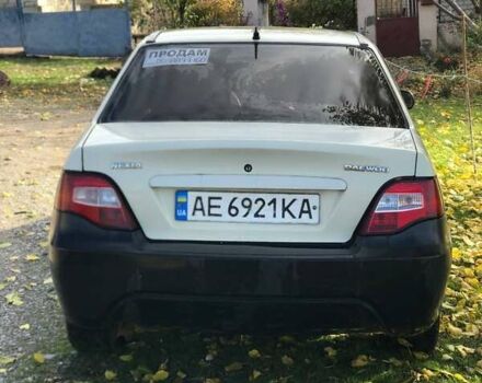 Бежевый Дэу Нексия, объемом двигателя 1.5 л и пробегом 200 тыс. км за 1499 $, фото 3 на Automoto.ua