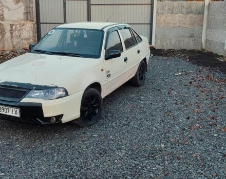 Бежевый Дэу Нексия, объемом двигателя 1.5 л и пробегом 90 тыс. км за 1700 $, фото 1 на Automoto.ua