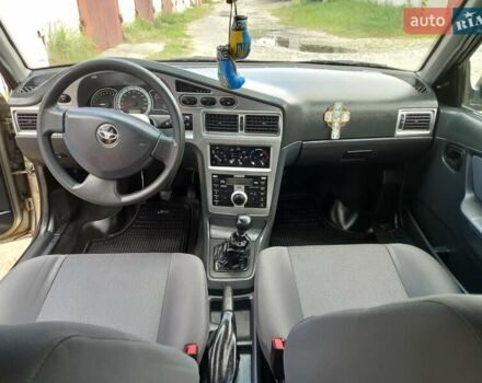 Бежевий Деу Нексія, об'ємом двигуна 1.5 л та пробігом 24 тис. км за 4600 $, фото 14 на Automoto.ua