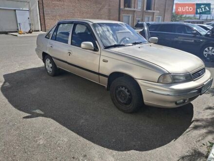 Деу Нексія 1995 у Рівному на Automoto.ua Бежевий Деу Нексія, об'ємом двигуна 1.5 л та пробігом 274 тис. км за 1000 $, фото 1 на Automoto.ua