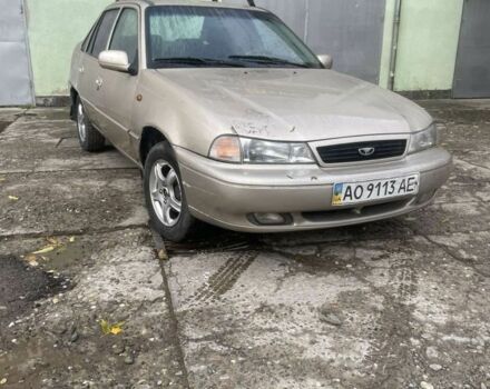 Бежевый Дэу Нексия, объемом двигателя 1.5 л и пробегом 250 тыс. км за 850 $, фото 1 на Automoto.ua