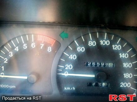 Деу Нексія 2005 у Полтаві на Automoto.ua Бежевий Деу Нексія, об'ємом двигуна 1.5 л та пробігом 226 тис. км за 1200 $, фото 1 на Automoto.ua